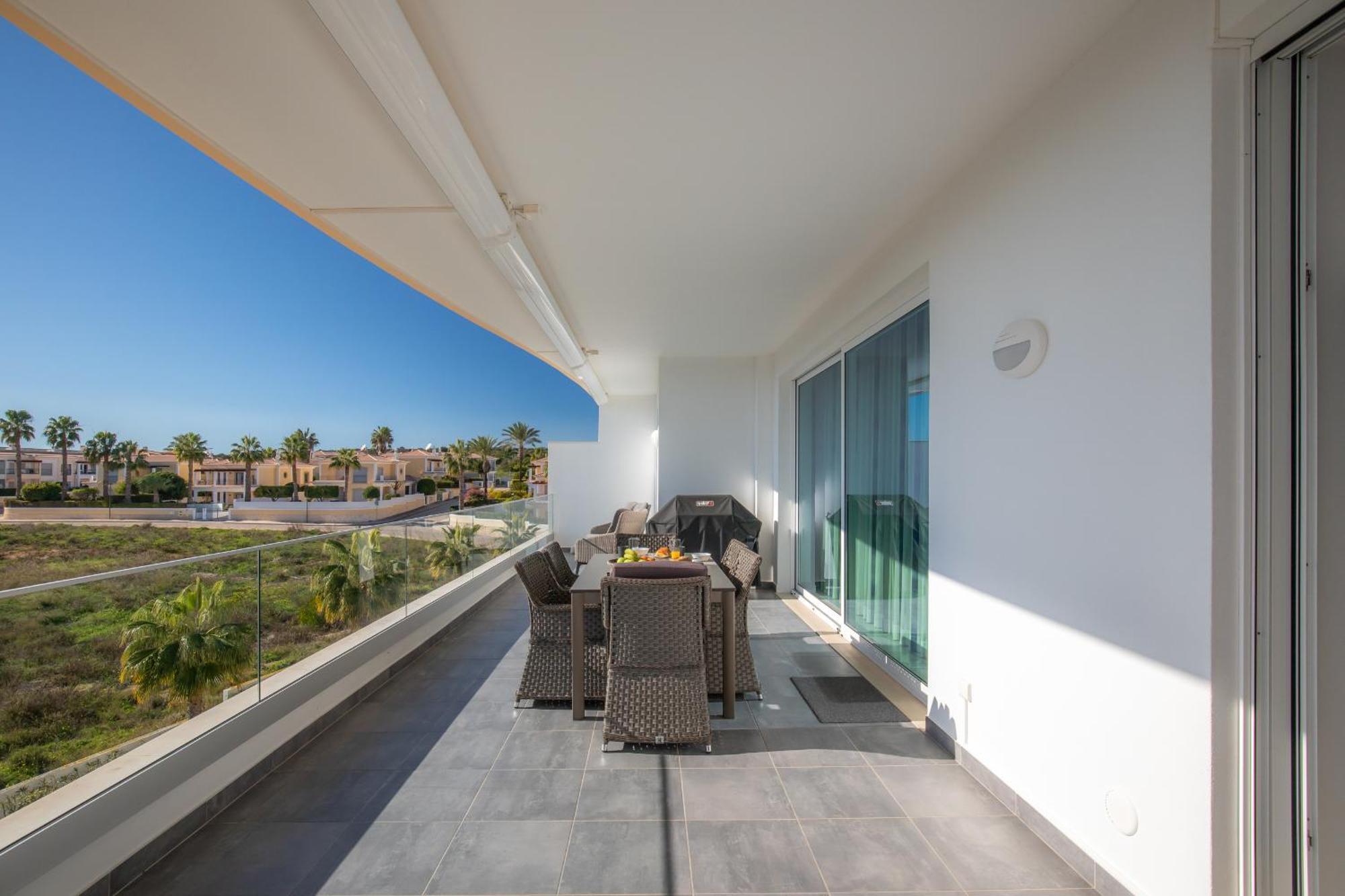 Casa Chloe Luxury Oceanview Penthouse Apartment