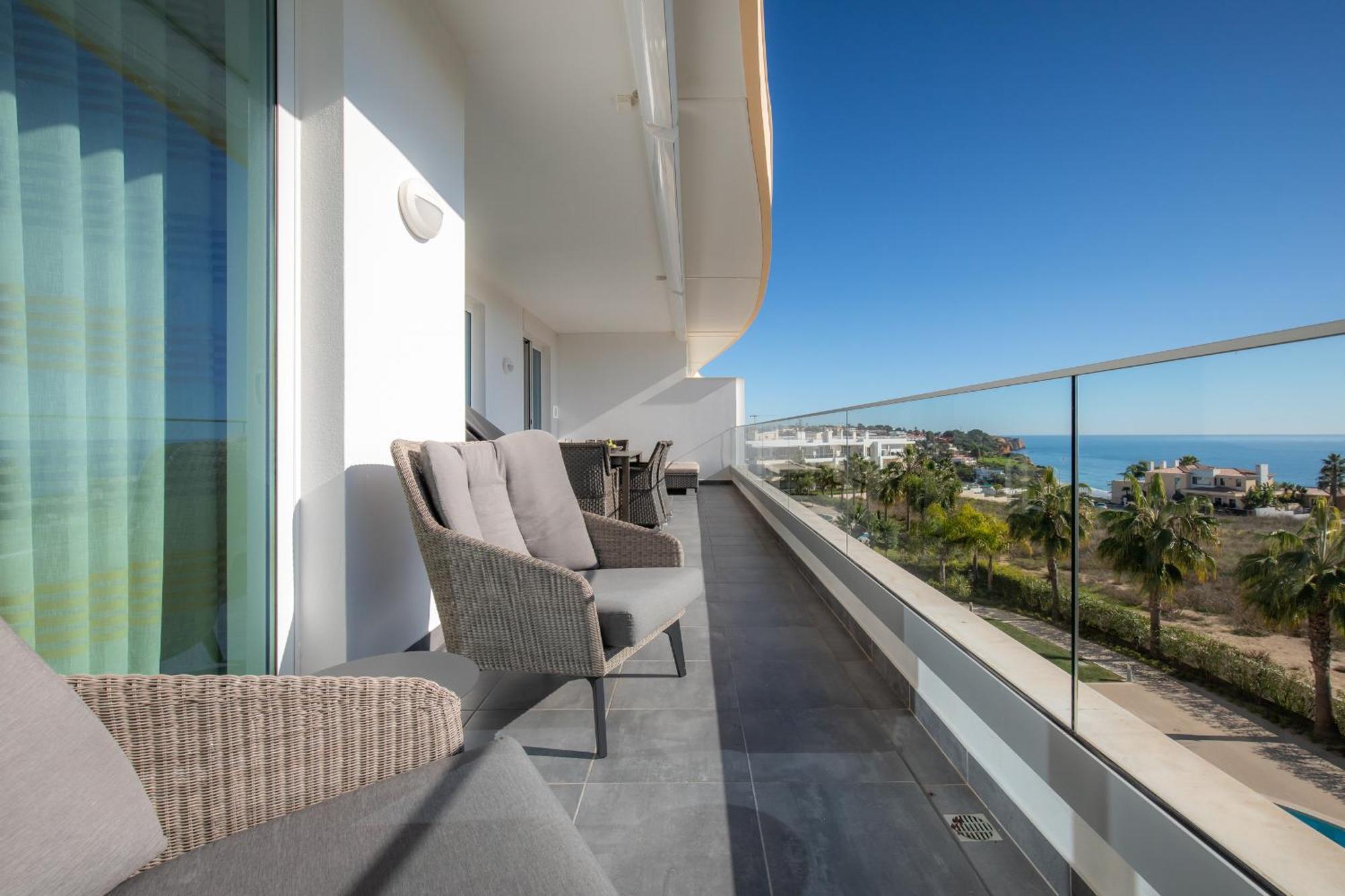 Casa Chloe Luxury Oceanview Penthouse Apartment Lagos