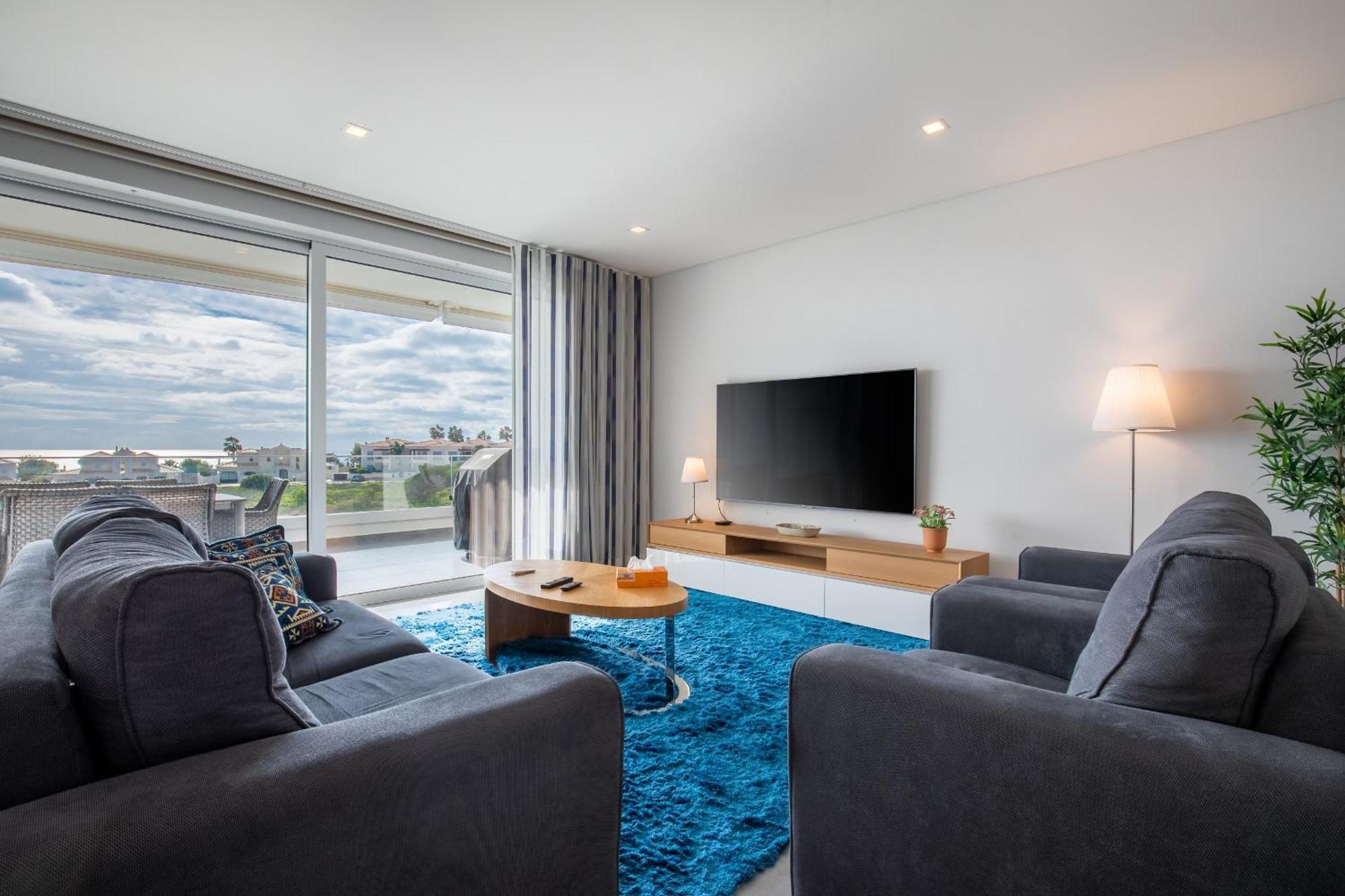 Casa Chloe Luxury Oceanview Penthouse Apartment *